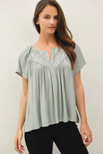 Be Cool Crinkly Woven Blouse