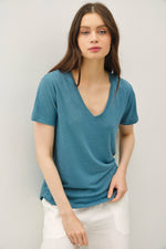 Be Cool Basic V-Neck Short Sleeve T-Shirt