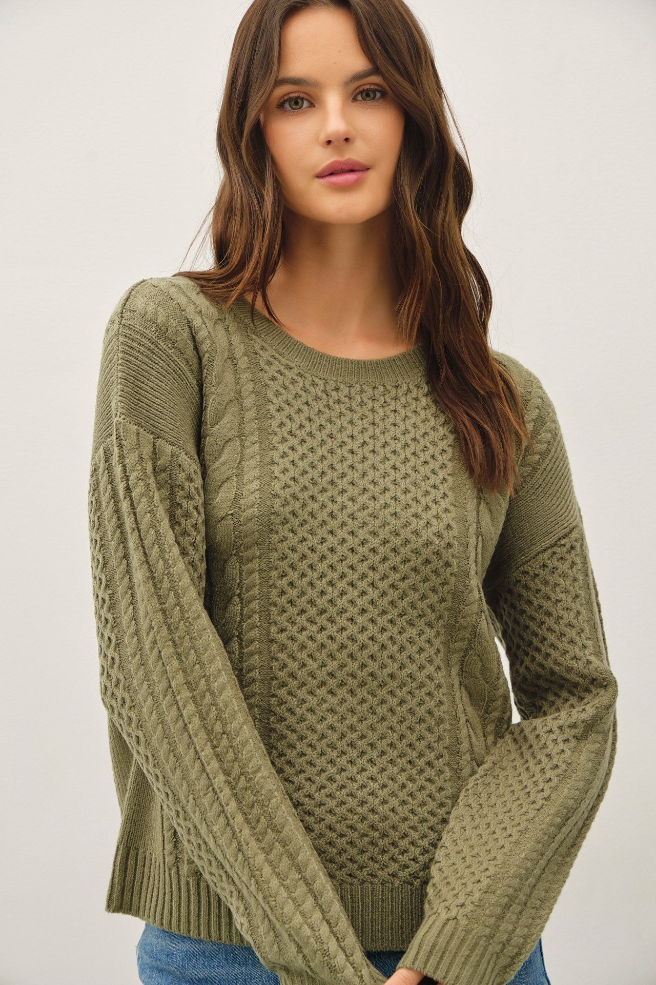 Be Cool Classic Cable Knit Crewneck Sweater