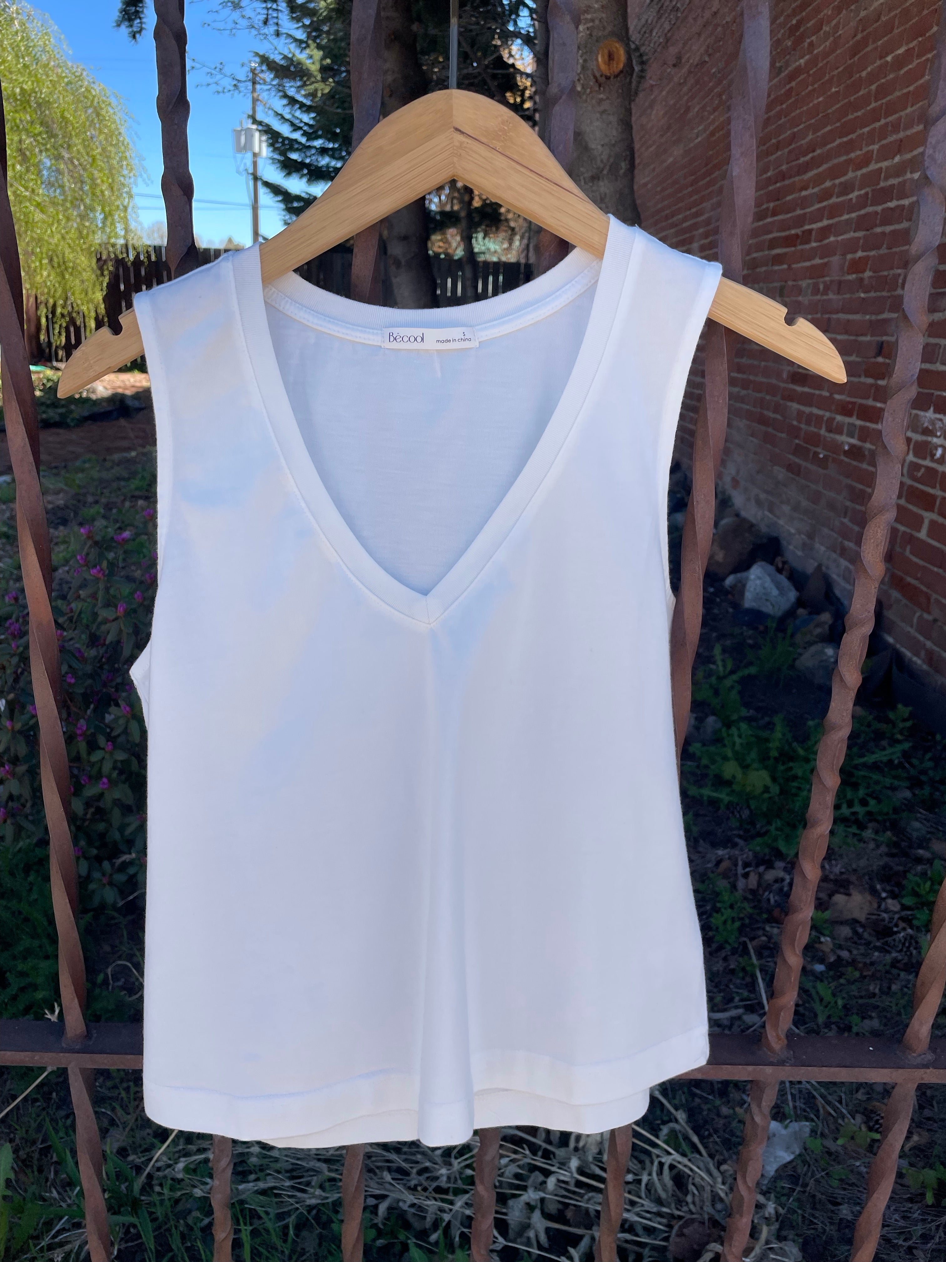 Be Cool Slightly Cropped V-Neck Tank