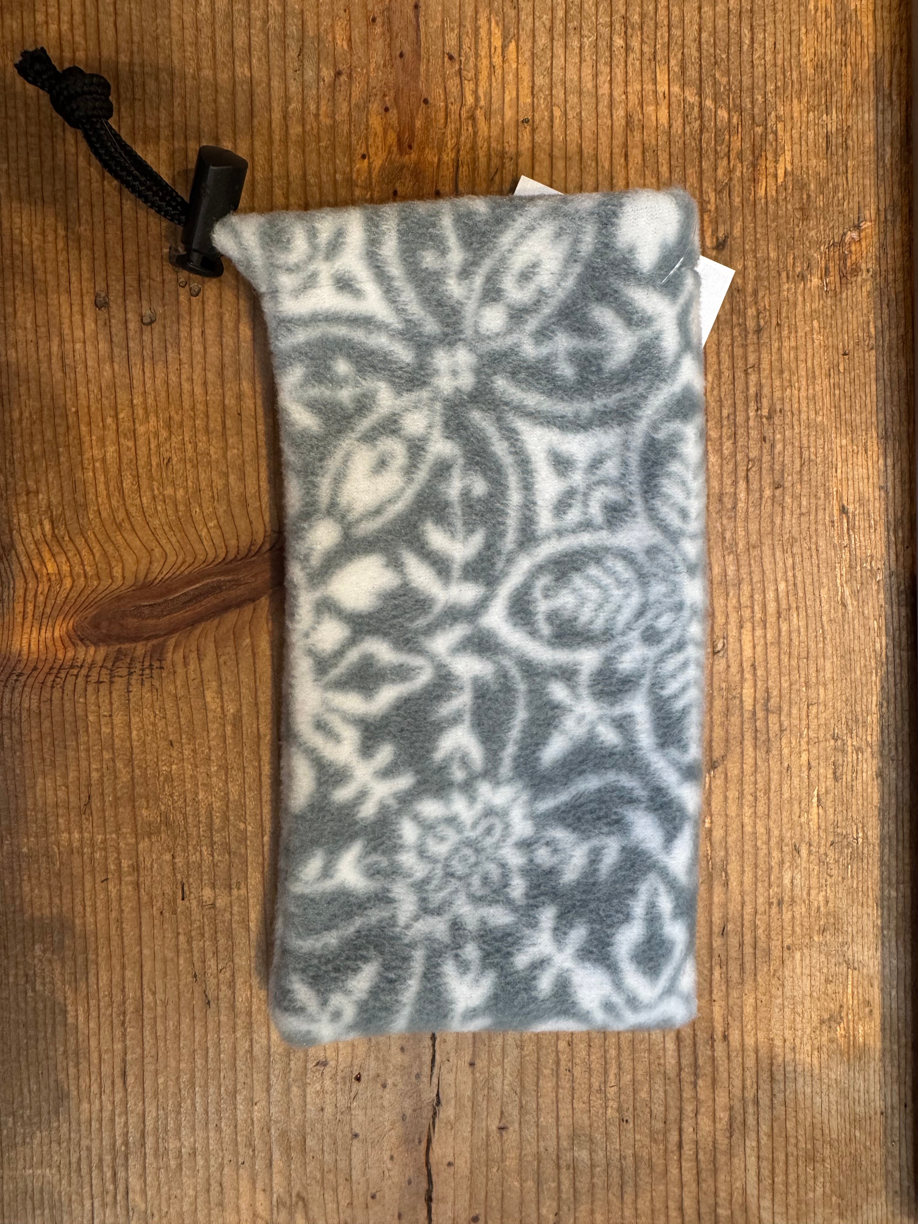 Wolfe Fleece Bags