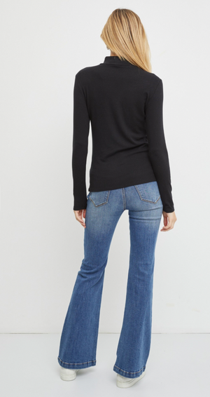 Be Cool Ultra Soft Basic Turtleneck Knit Top