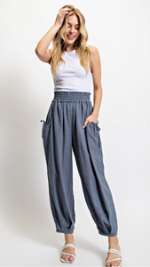 Gigio Voluminous Relaxed Fit Pant with Side Pockets