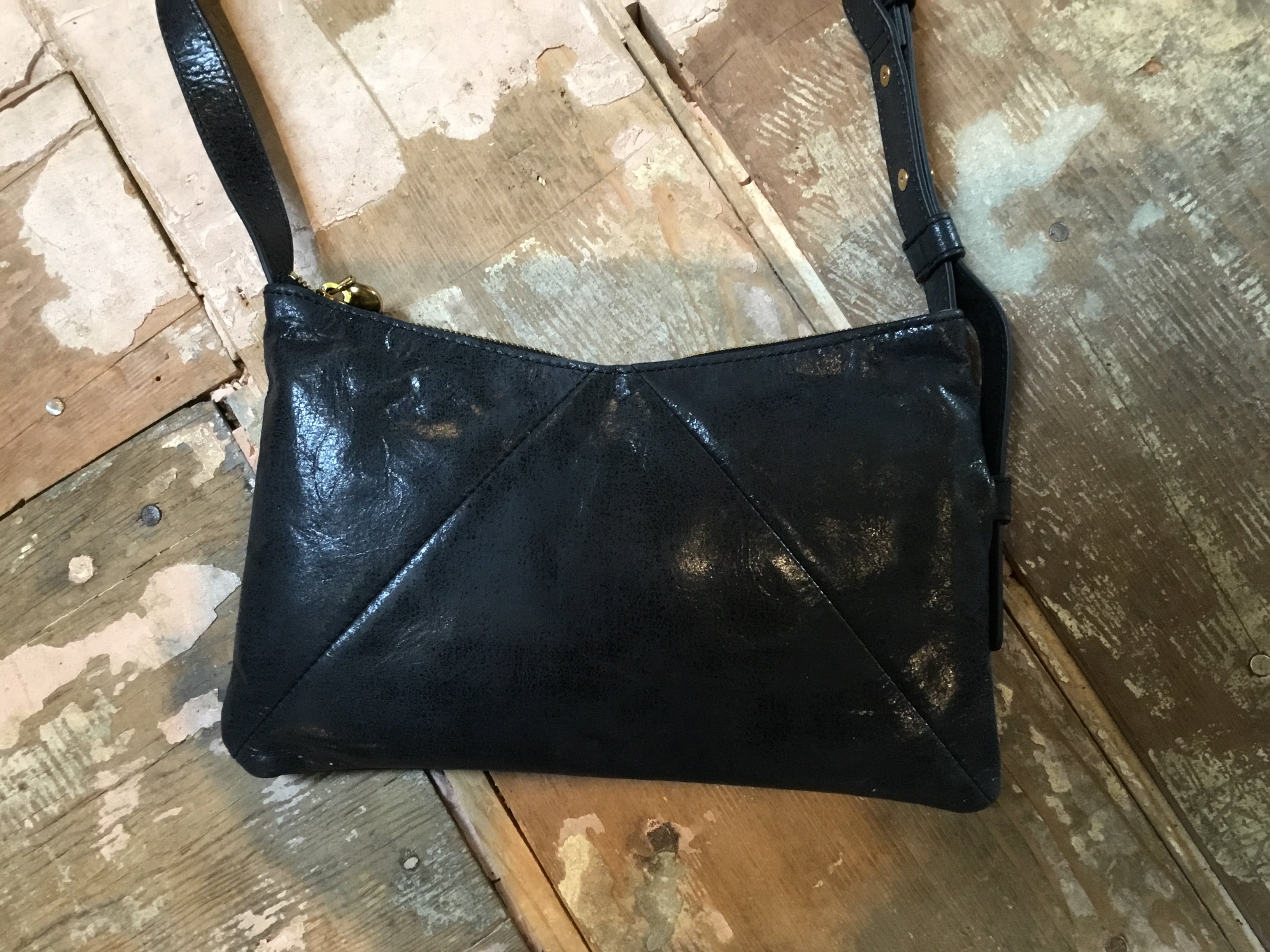 Hobo Paulette Small Crossbody